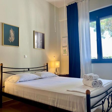 Appartement 100 Meters From The Sea à Xylokastro Extérieur photo