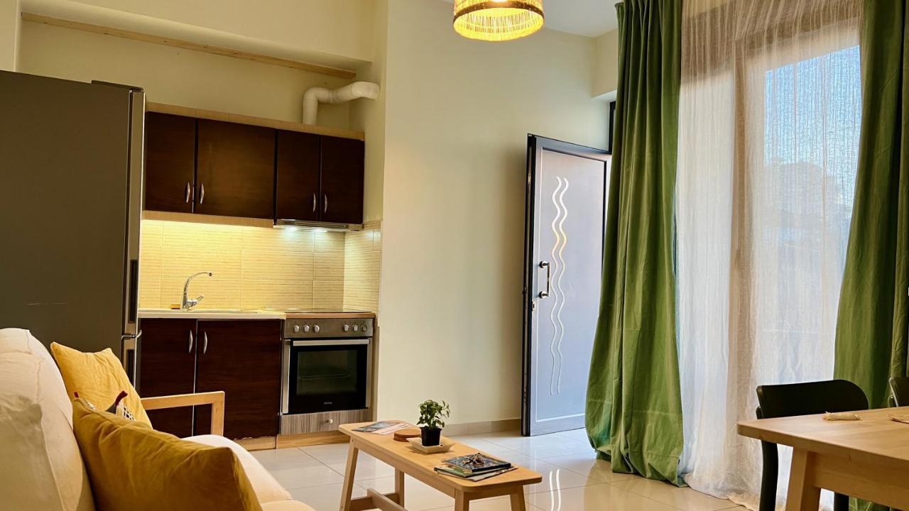 Appartement 100 Meters From The Sea à Xylokastro Extérieur photo
