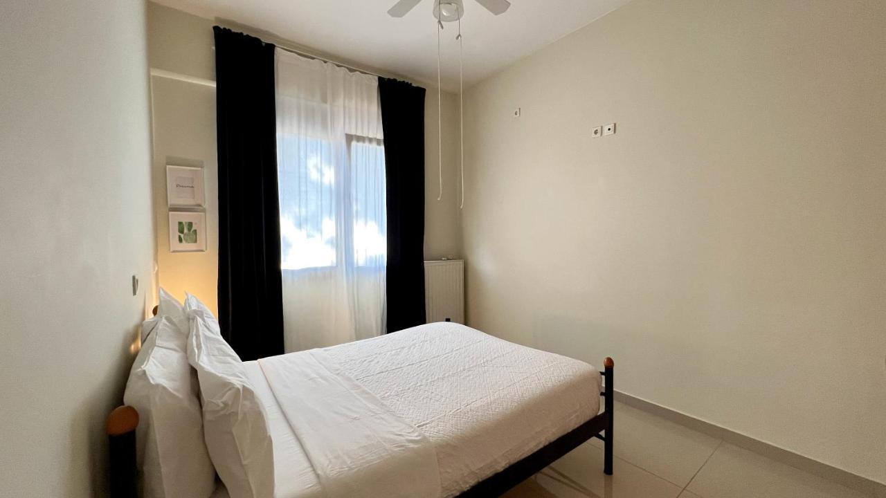 Appartement 100 Meters From The Sea à Xylokastro Extérieur photo