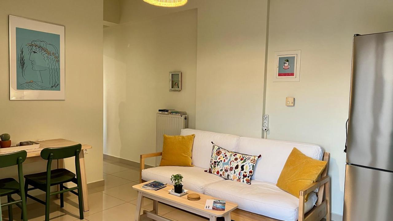 Appartement 100 Meters From The Sea à Xylokastro Extérieur photo